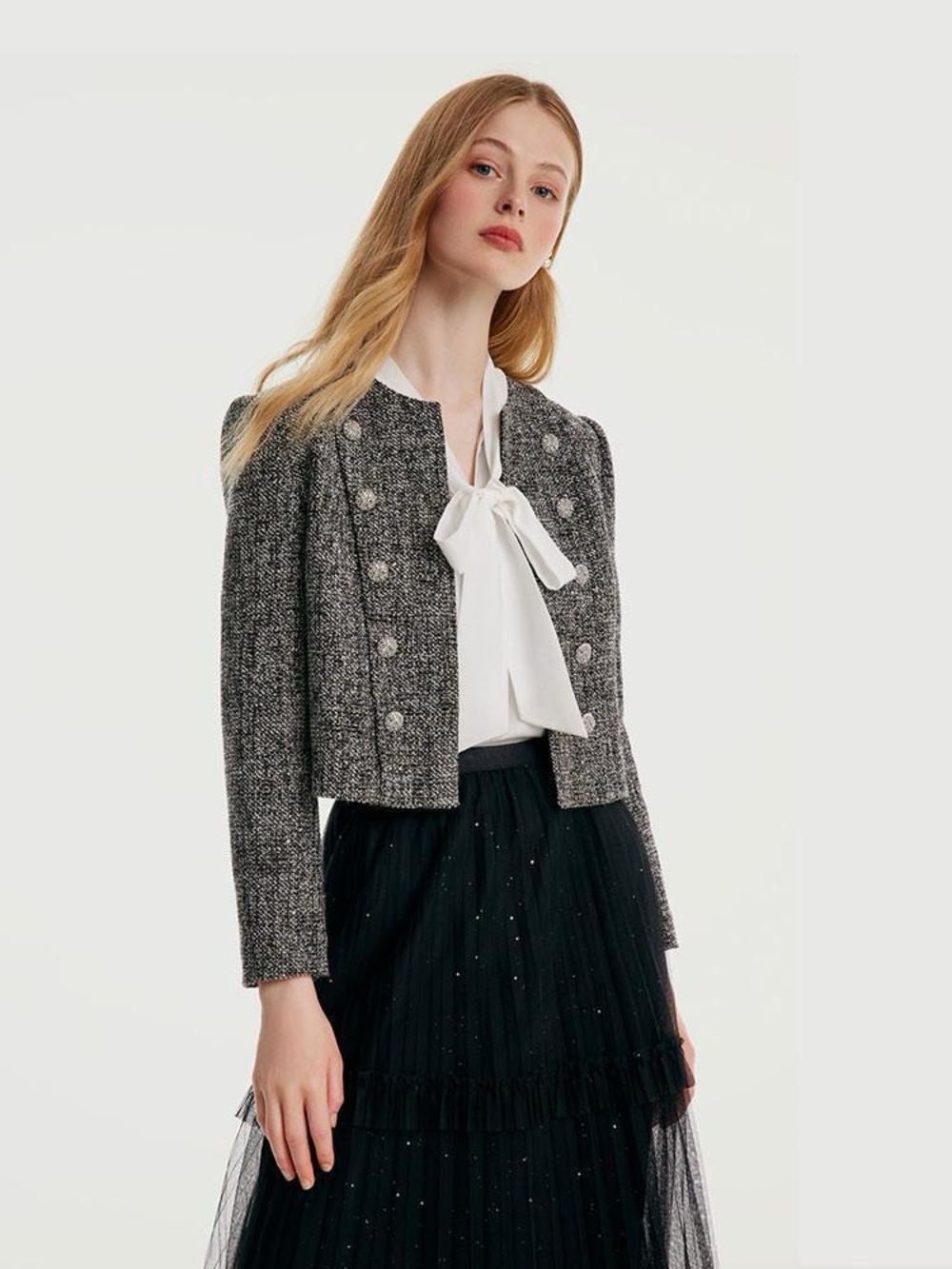 Elegant Gray Tweed Cropped Blazer with Decorative Buttons